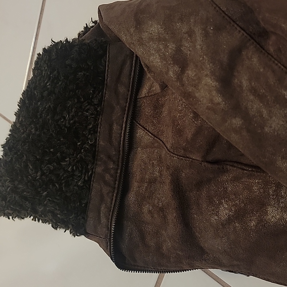 GUESS bomber jacket - Picture 4 of 6